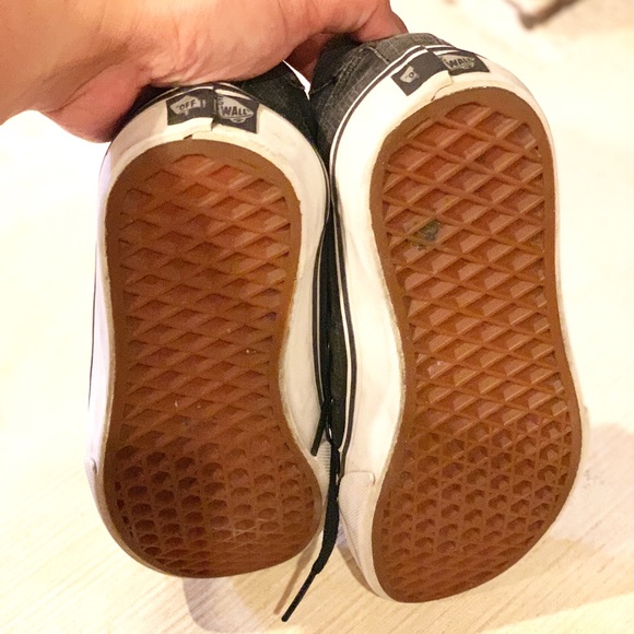 Preloved - VANS SHOES - Picture 4 of 5